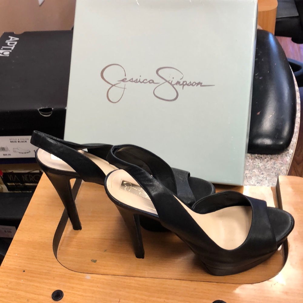 Jessica Simpson Heels - Picture 1 of 4